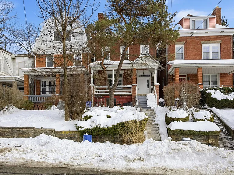 141 Oneida St #1 — Photo 1
