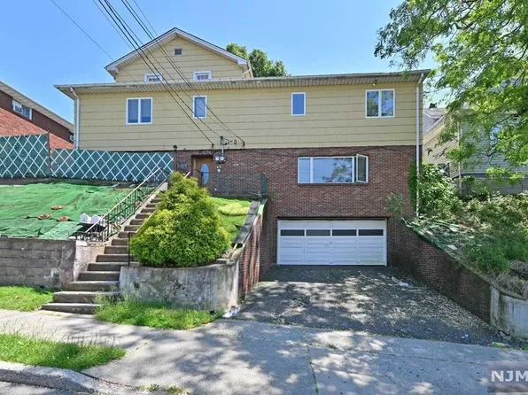 60 Sampson St, Garfield, NJ 07026