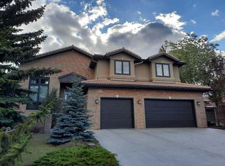 16021 E McKenzie Lake Way SE, Calgary, AB T2Z1Y1
