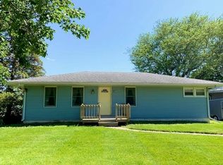 406 Meltzer Ave, Walnut, IL 61376