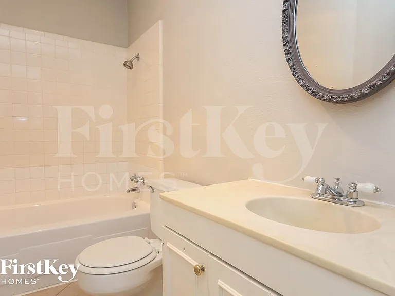 6217 Pine St — Photo 14