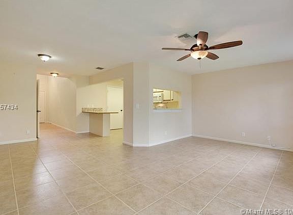 3rd image of 2205 Discovery Cir W Unit 2205
