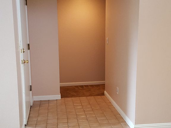 hall to bedroom