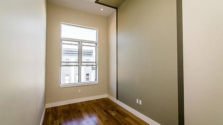 Rented by Nooklyn NYC LLC | media 45