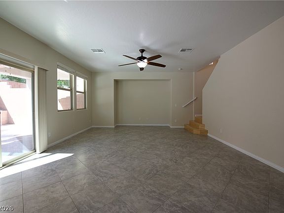 3rd image of 371 Woodland Moss Rd