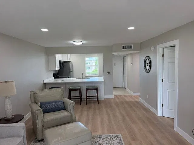 6220 Augusta Dr #315