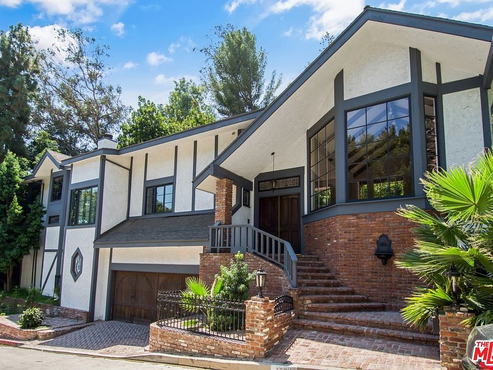 1st image of 1255 Sierra Alta Way