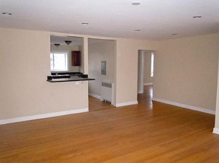 2nd image of 6132 N Seeley Ave #3N