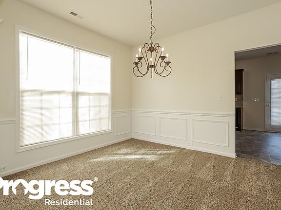 3rd image of 14920 Aven Creek Ct