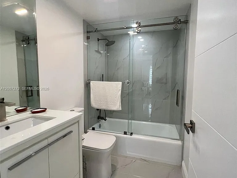 155 Ocean Lane Dr #1011 — Photo 24