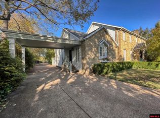 611 E 2nd St, Mountain Home, AR 72653