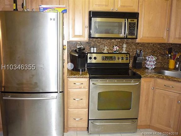 3rd image of 820 S Hollybrook Dr APT 208