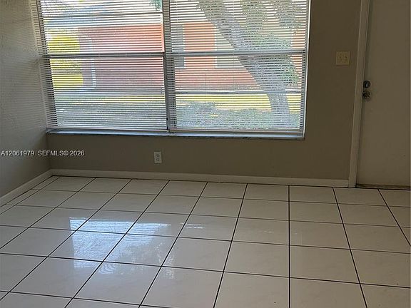 5th image of 1440 SW 41st Ave #1-2