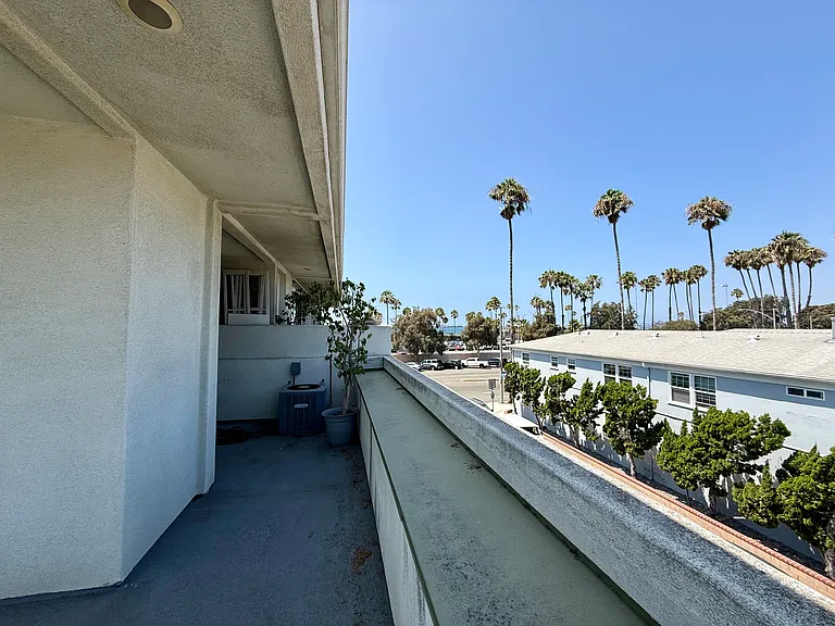 4501 E Ocean Blvd #1 — Photo 19