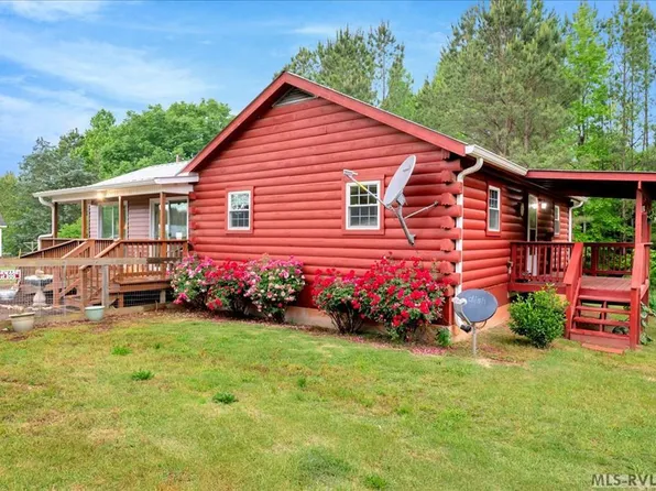 3273 Grandy Rd, Brodnax, VA 23920