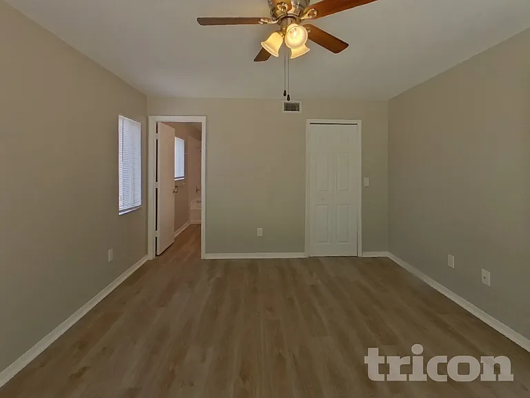 1330 Gangplank Dr — Photo 9