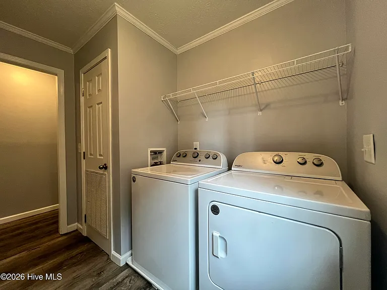1296 Riverview Dr — Photo 9