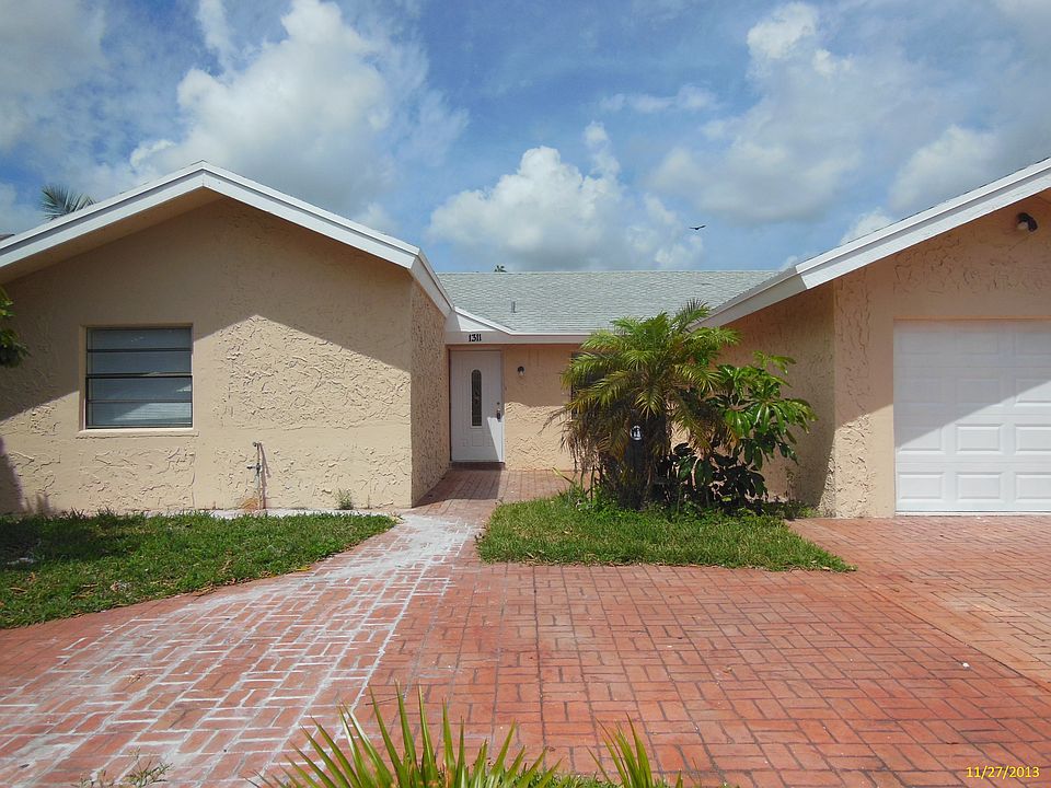 1st image of 1311 SW 82nd Ter #1311SW82