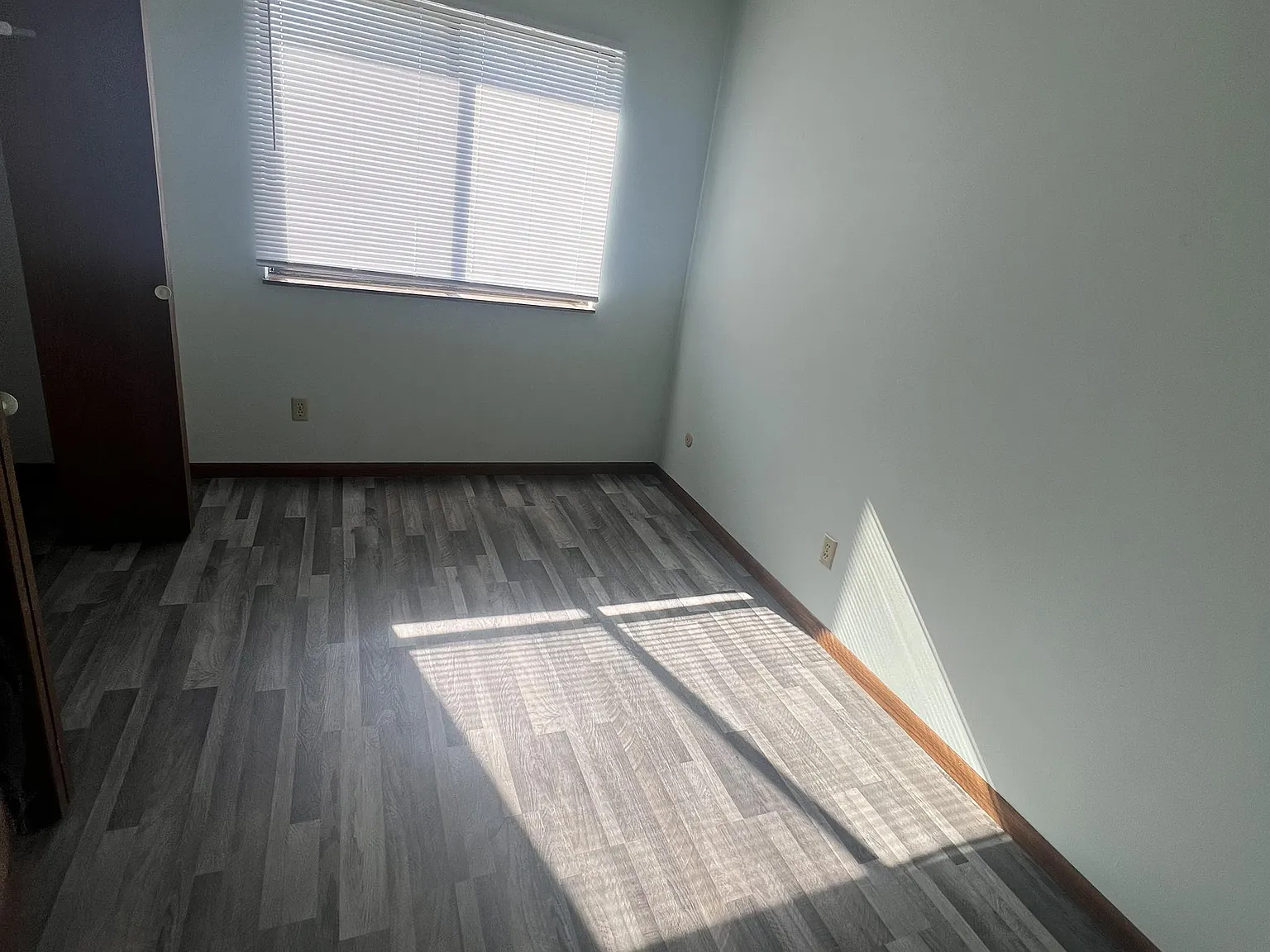 2500 & 2504 26th Avenue Court — Photo 4