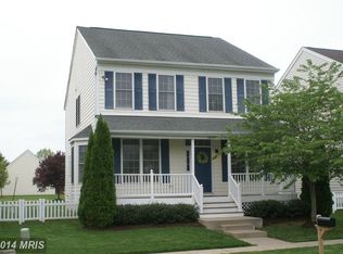 42899 Center St, Chantilly, VA 20152