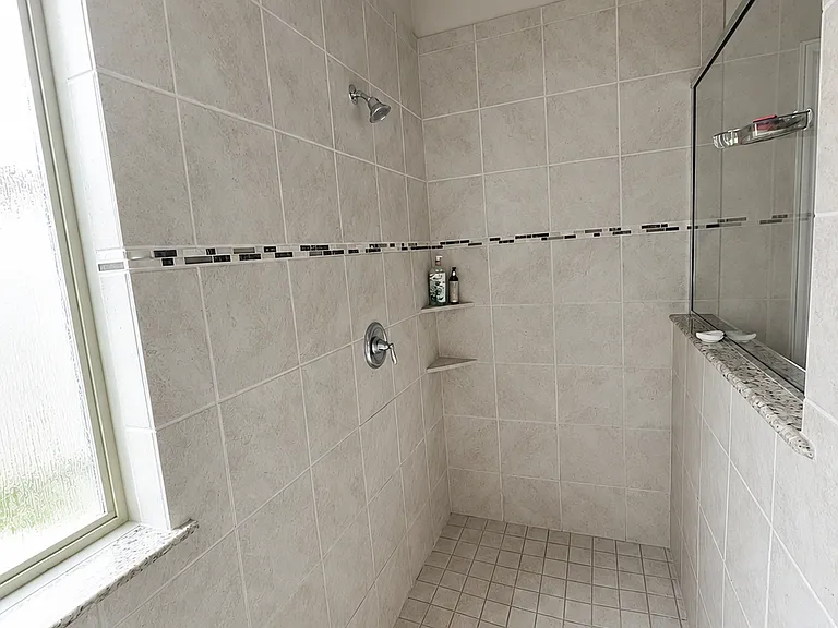 3421 Palm Lake Dr — Photo 14