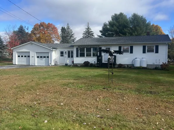 17 Belmont Drive, Jay, ME 04239