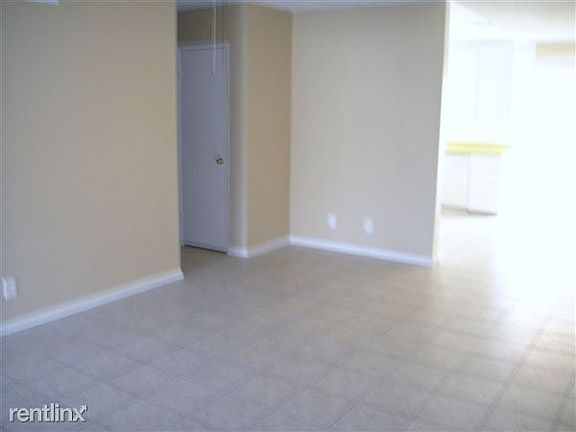 2A LIVING ROOM