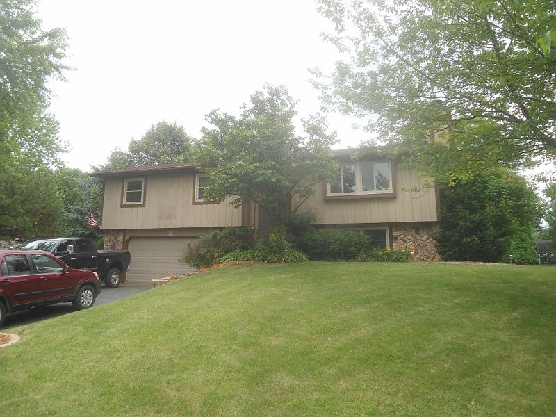 1st image of N100W17157 Revere Ln