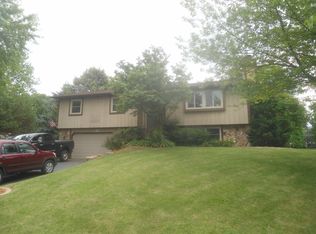 N100W17157 Revere Ln, Germantown, WI 53022