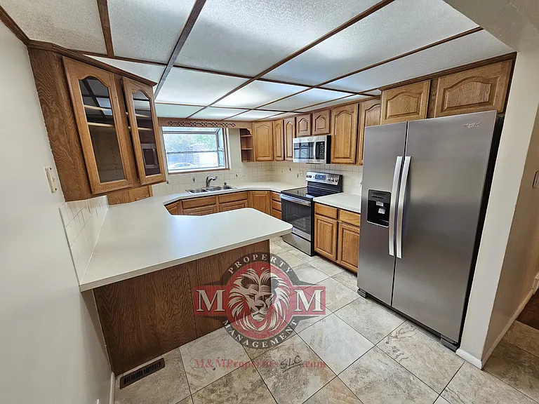 7059 S Brookhill Dr — Photo 10