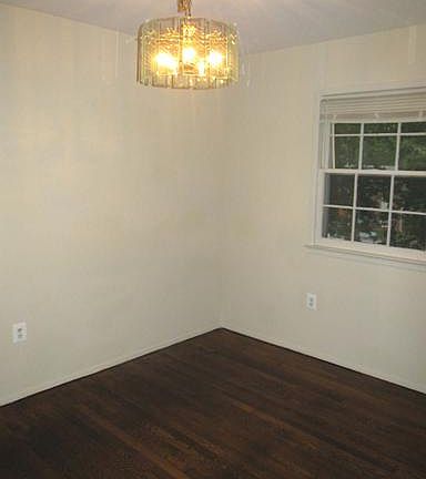 3rd image of 14379 Berkshire Dr