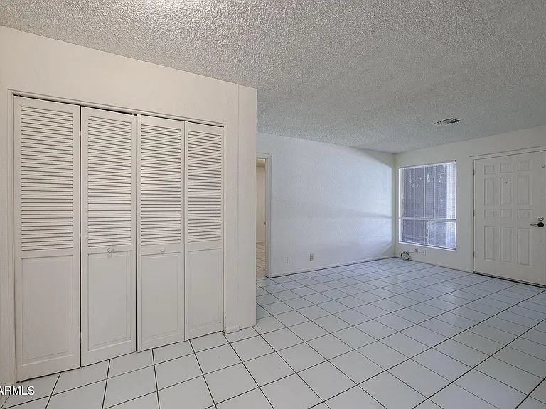 9001 W Elm St #7 — Photo 21