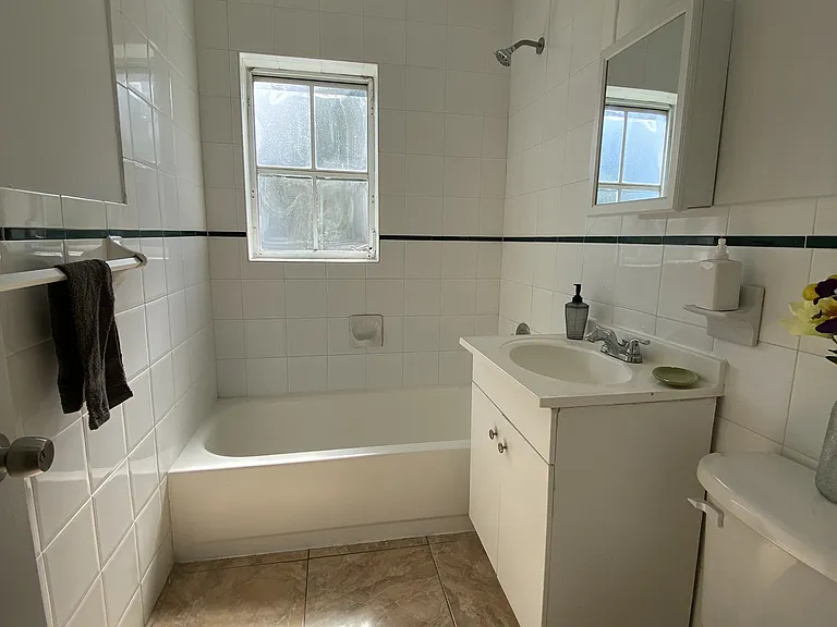 9870 Nicaragua Dr — Photo 22