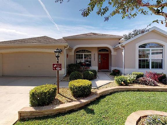 2nd image of 1690 Abernethy Pl