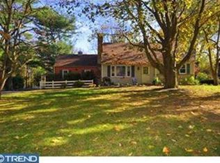 147 Ridgefield Rd, Newtown Square, PA 19073