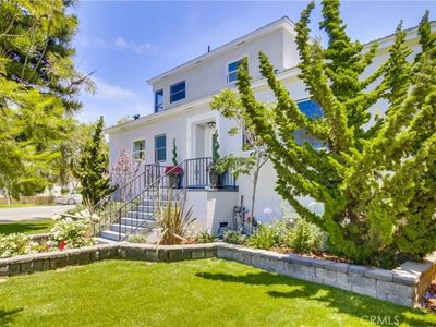 1106 4th St APT 4, Coronado, CA, 92118