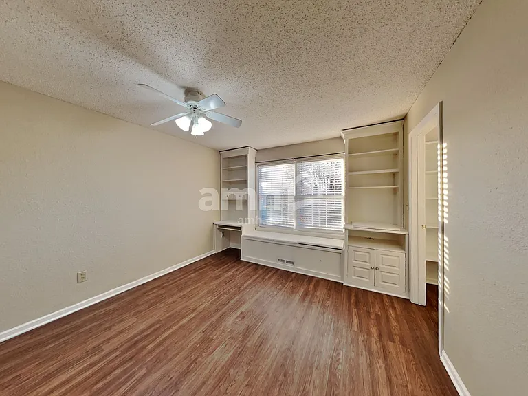 7411 Cordova Dr — Photo 17
