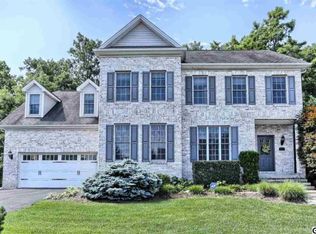 3807 Leyland Dr, Mechanicsburg, PA 17050