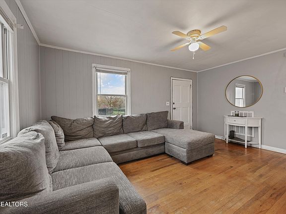 3rd image of 4303 Bruhin Rd