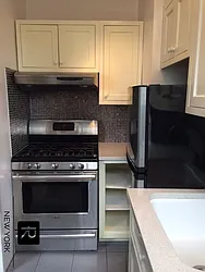 Rented by R New York