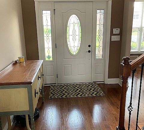 4th image of 1549 Edgewater Ln