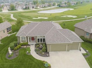 1553 Brompton Ln, Raymore, MO 64083