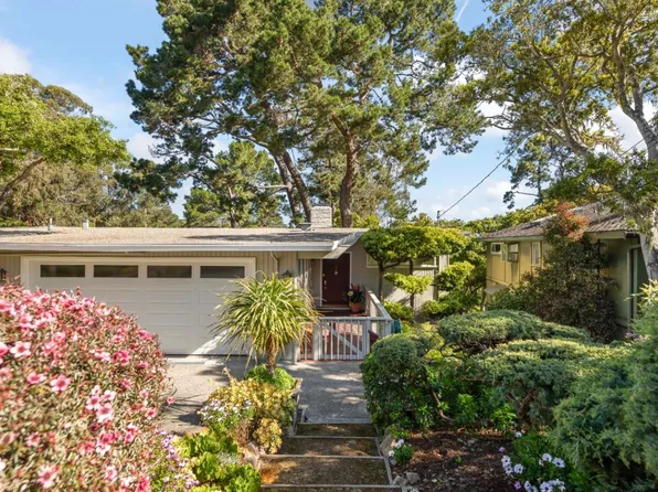 711 Woodcrest Ln, Monterey, CA 93940