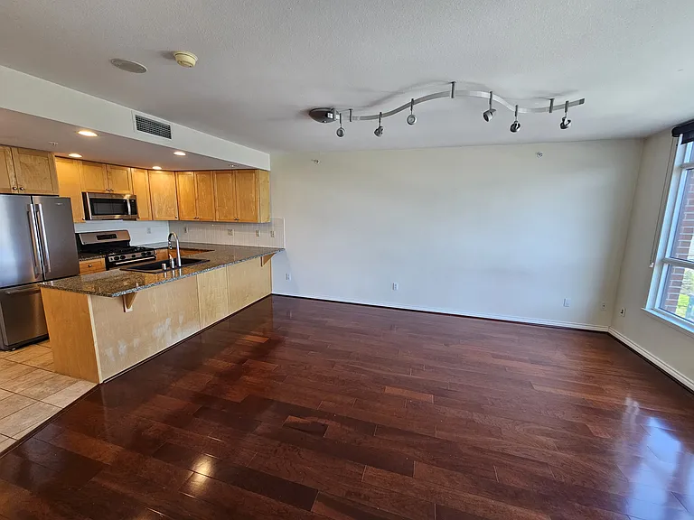 1420 Terry Ave #1804 — Photo 6