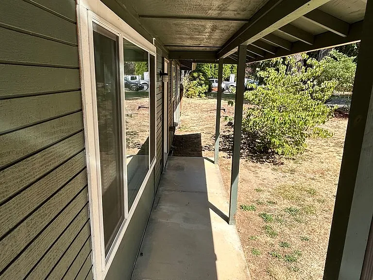 24783 Parkside Dr — Photo 27