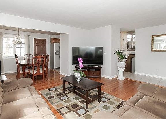 5th image of 1258 Blackhawk Dr