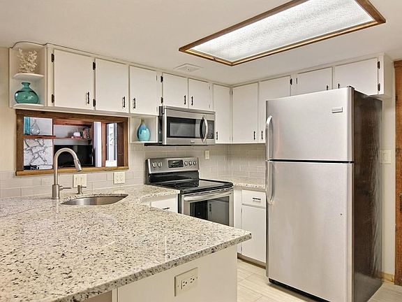 5th image of 650 Royal Palm Blvd APT 2