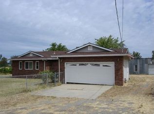 1085 Murphy Rd, Olivehurst, CA 95961