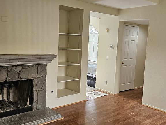 2nd image of 7513 Santa Lucia St