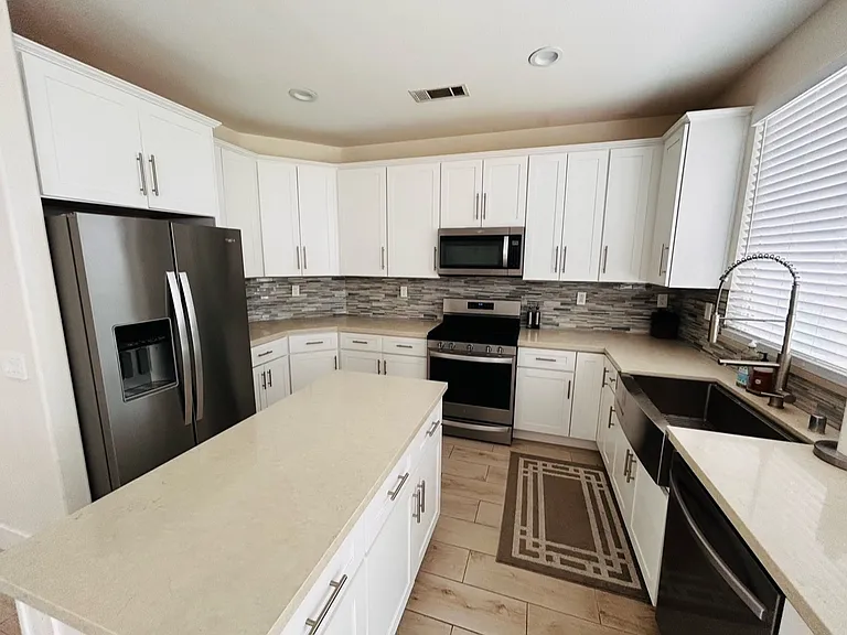 29896 Pinehurst Dr — Photo 8